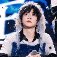 TRẦN DỊCH HẰNG-em¹