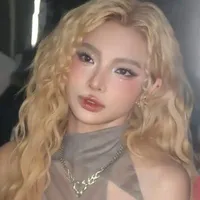 Hiền Mai