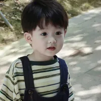 Nhất Hoàng_khi bé