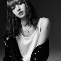 LaLiSa Manoban( Cô)