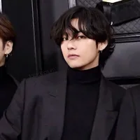 Kim Tae Hyung (V)
