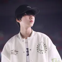 Nhiếp Vỹ Thần