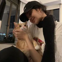 Lalisa Manobal (cô)