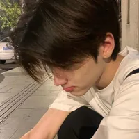 nam thần