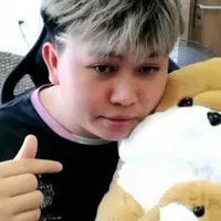 Việt Lee