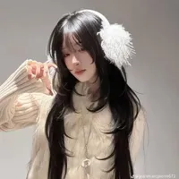 Phượng Vi Chương Trân - ELin