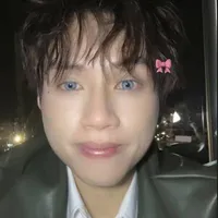 Ellie (nhỏ tác giả)