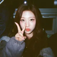 Kim Dahyun - cô