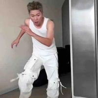 nhỏ này là Run
