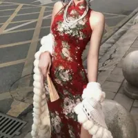 Bà Trương (Mẹ cô)