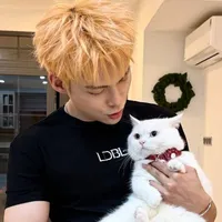 Nguyễn Hoàng Bách [JeyB]