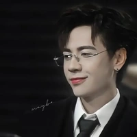 Quang Hùng ( Masterd)