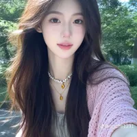 Hoàng Nguyễn Bảo Trâm bạn n9