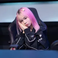 Tuyết Hồng - Lạc