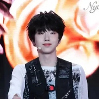 Nhiếp Vĩ Thần