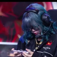 Thanh Thủy ( sen)