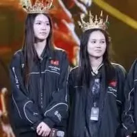 HHuong và DMy