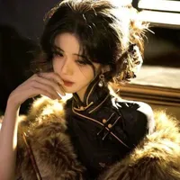 (mẹ anh)trần Ngọc Linh