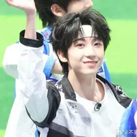 Dương Bác Văn‹Yangbwen›