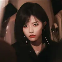 Bách Hân Dư - Bách