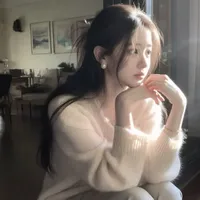 Trần Thư Nhã - cô