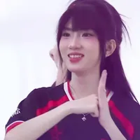 Hoa Tranh-ruuruu