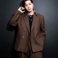 Lou Hoàng /top