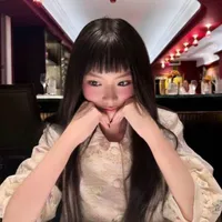 Nguyễn Lê Ngọc Ánh Sáng ( Aza )