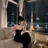 Nguyễn Hiền Như ( Mẹ anh )