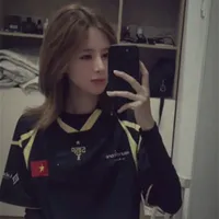 Lý Tuyết Ngân