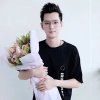 Thẩm Triết - Grunt