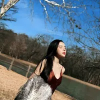 Nguyễn Hoàng Lan