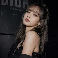 Lalisa Manobal - Lía(cj rt chipha,họ JK)