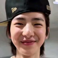 Kim juhoon ( bống)
