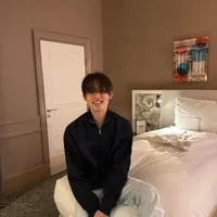Eom Seonghyeo( chíp)