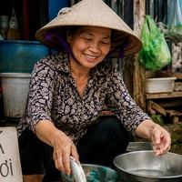 chị bán cá