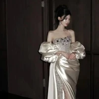  Trang Thuý Hồng(mẹ nữ9)