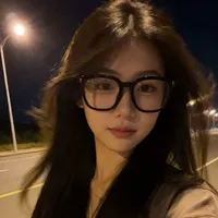 Hoàng lê Minh Tuệ