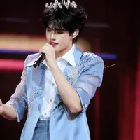 Trương Cực _anh