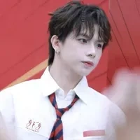 Hồng Cường