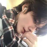 ʜᴏᴀ̀ɴɢ ᴘʜᴜ́ᴄ_ @hoaq._phc.