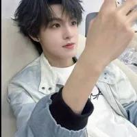 Trương Trạch Vũ- em