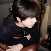 Nhiếp Vỹ Thần
