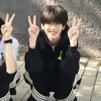 tả kỳ hàm_em