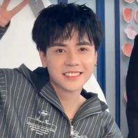 Lê Quang Hùng ( MasterD , Phone)