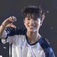 Trần Minh Hiếu//Hieuthuhai_99