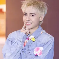 Quang Hùng