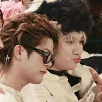 T/g Uynn♡ nìi
