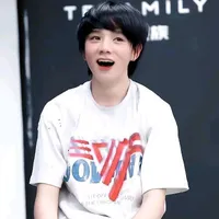 Vương Lỗ Kiệt - Lúc nhỏ