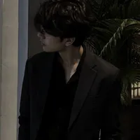 Hoàng Hy(vệ sĩ thân tín của anh)